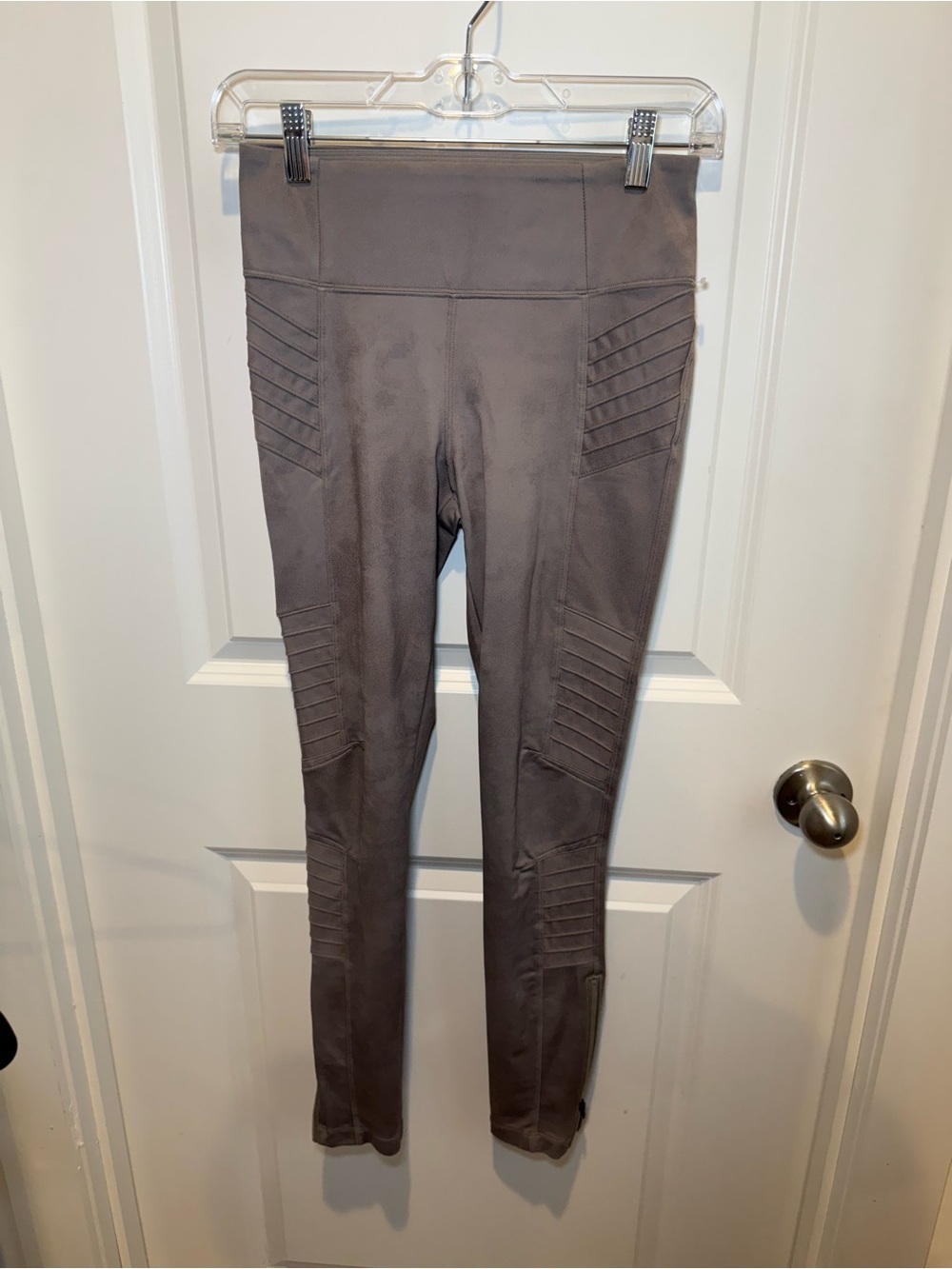 Athleta Delancey Gleam Moto Tight in Charcoal Size XS